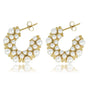 Luxe Gouden Oorbellen met Stralende Witte Parels Luxe Gouden Oorbellen met Stralende Witte Parels