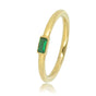 Gouden ring - kleine groene glassteen - elegante uitstraling Gouden ring - kleine groene glassteen - elegante uitstraling