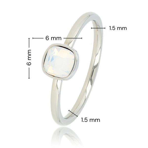 Silver Ring with Square Glass Stone • Melkopaal