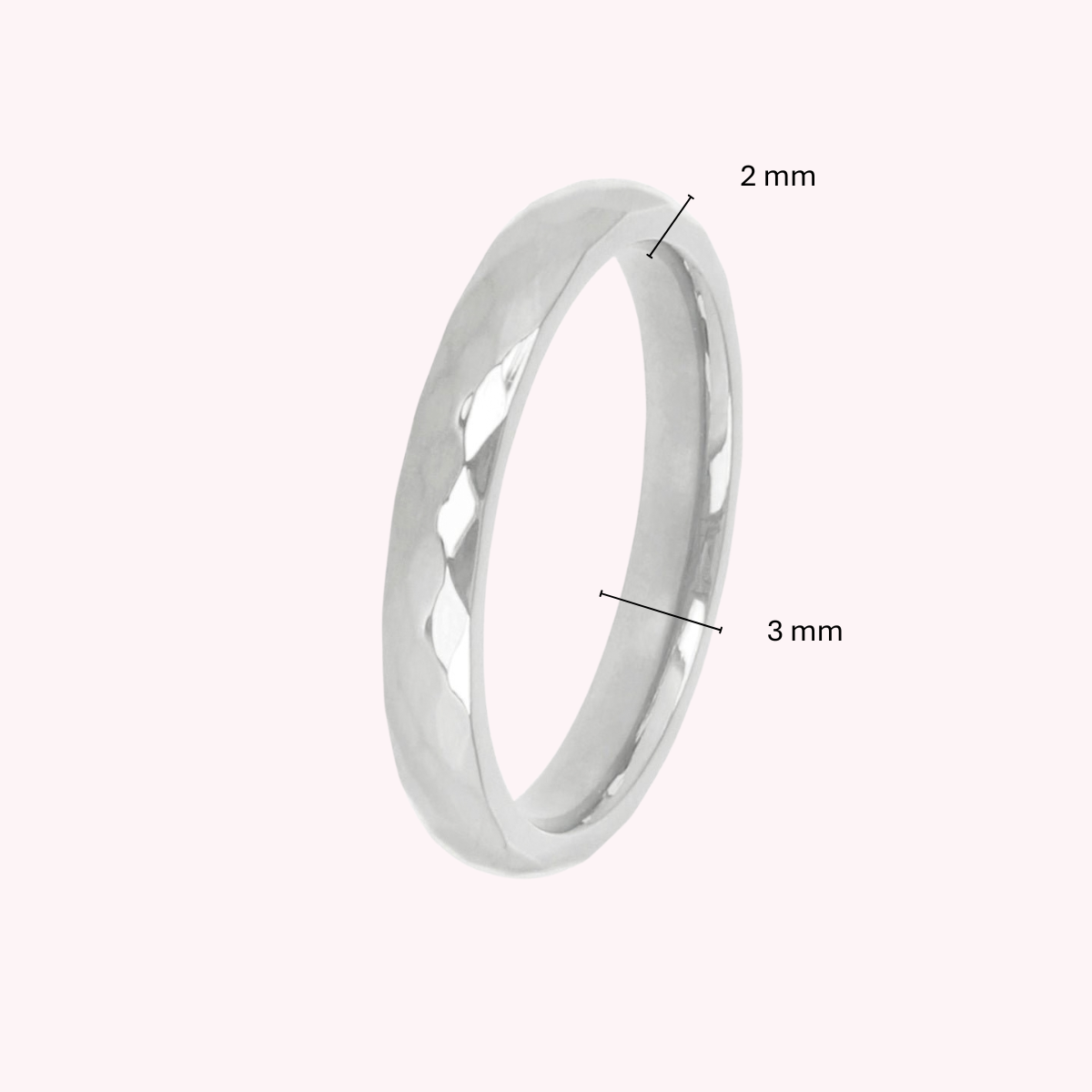 Facet geslepen zilveren ring - Elegant en combineerbaar