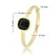 Goldener Ring mit quadratischem Glasstein • Schwarz