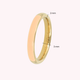 Gouden ring - half epoxy oranje - 3mm breed - stijlvol