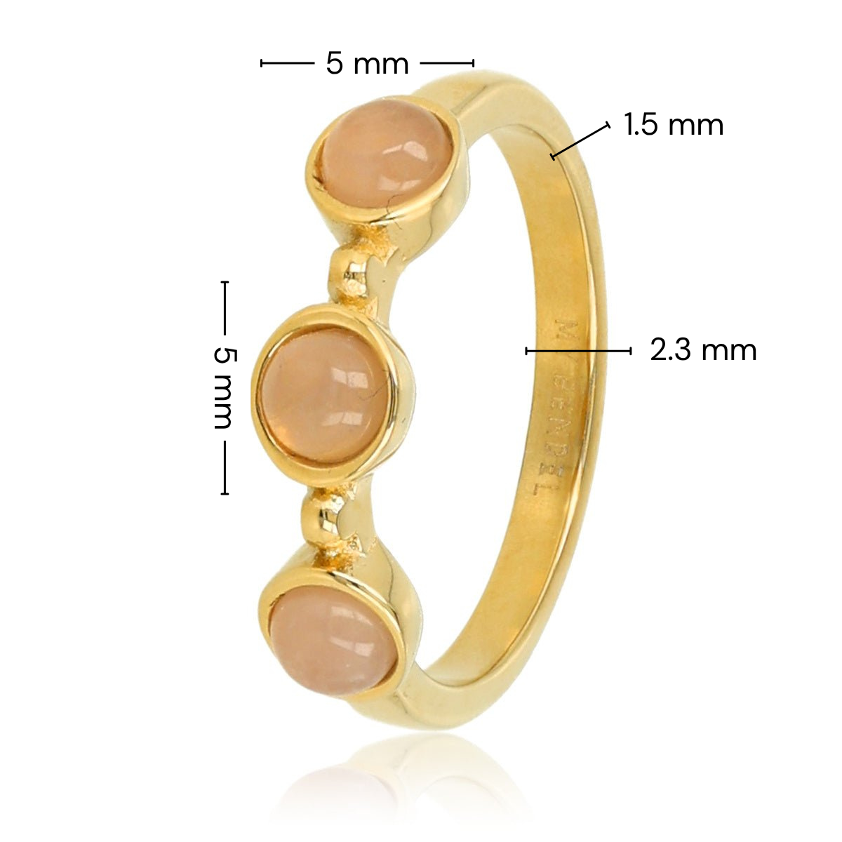 Golden ring - Three Rose Quartz gemstones - Timeless charm