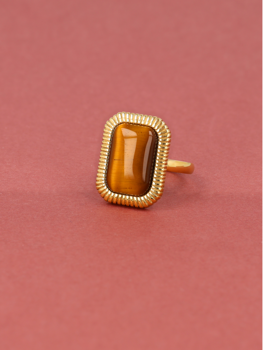Ringen met edelsteen