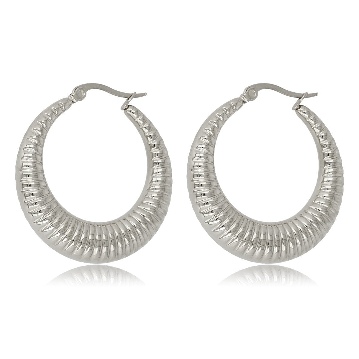 33 mm brede zilveren oorring met unieke afwerking 33x7mm - My Bendel