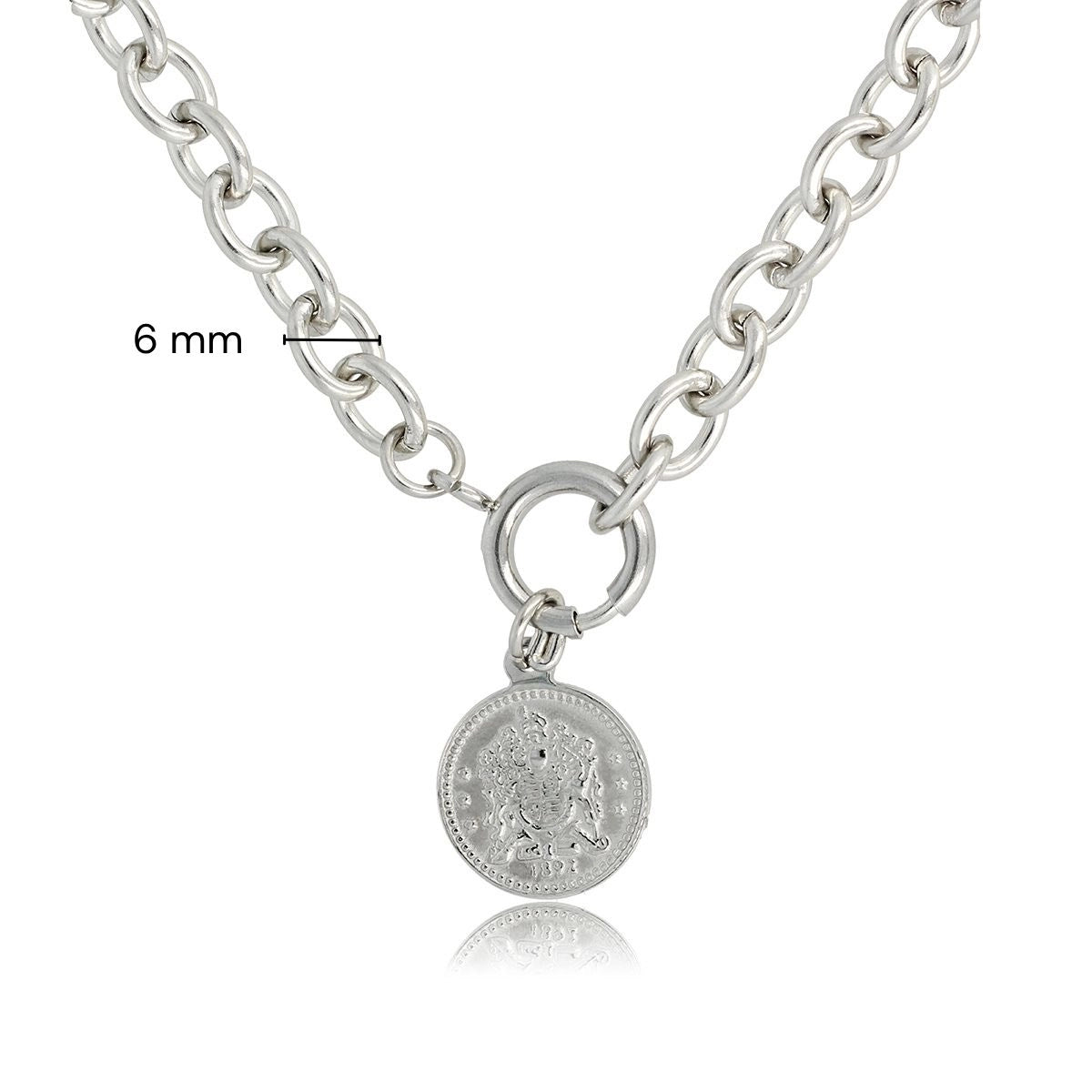 Silberne Kette mit großen Gliedern und Münzanhänger