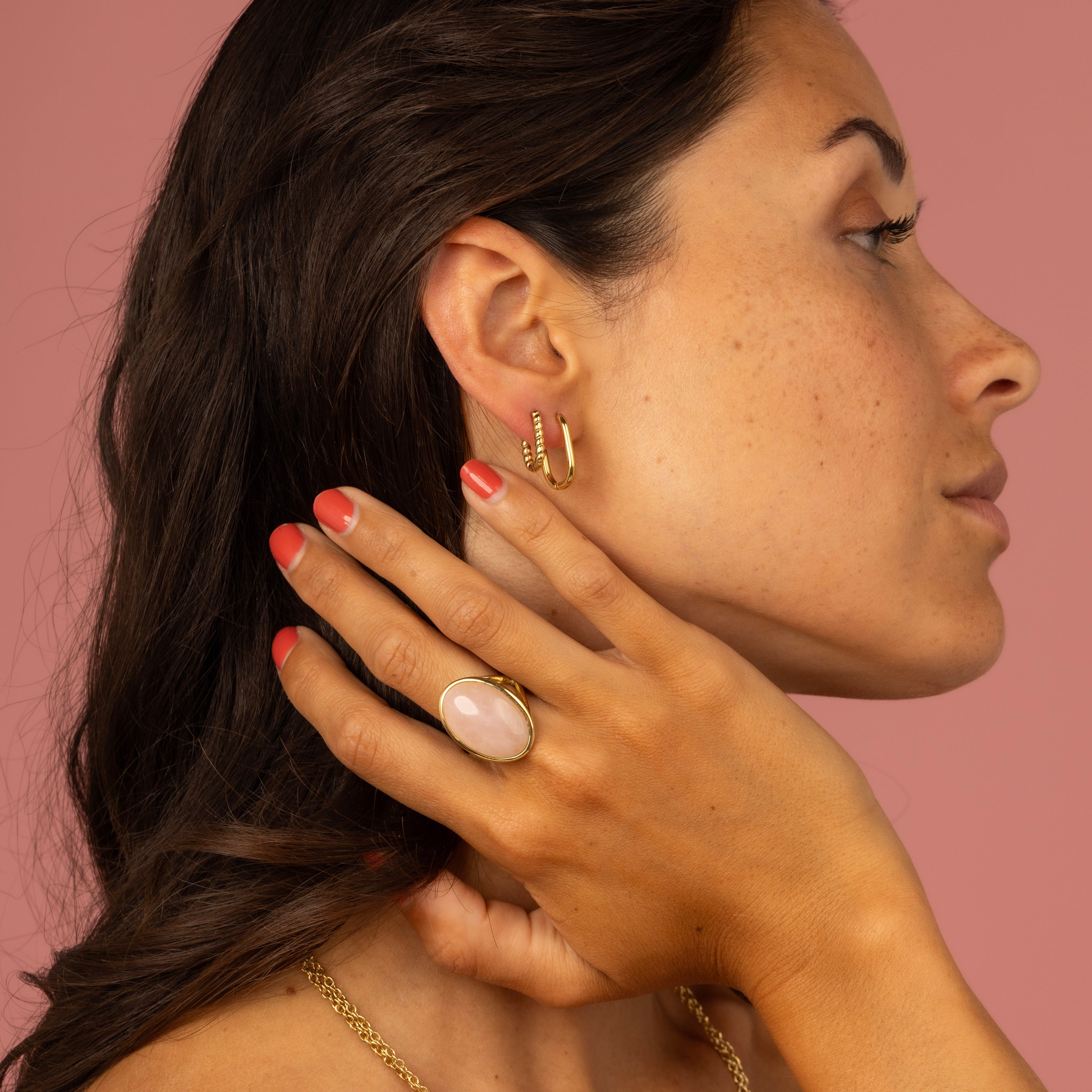 Statement Ring with Oval Gemstone • Rose Quartz • Gold