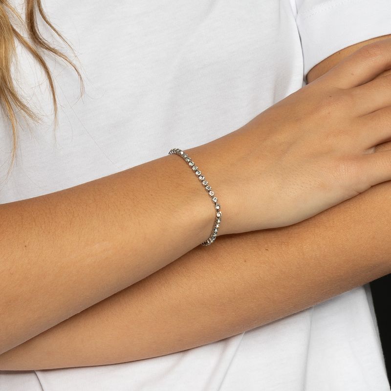 Silbernes Tennisarmband mit weißen Zirkoniasteinen