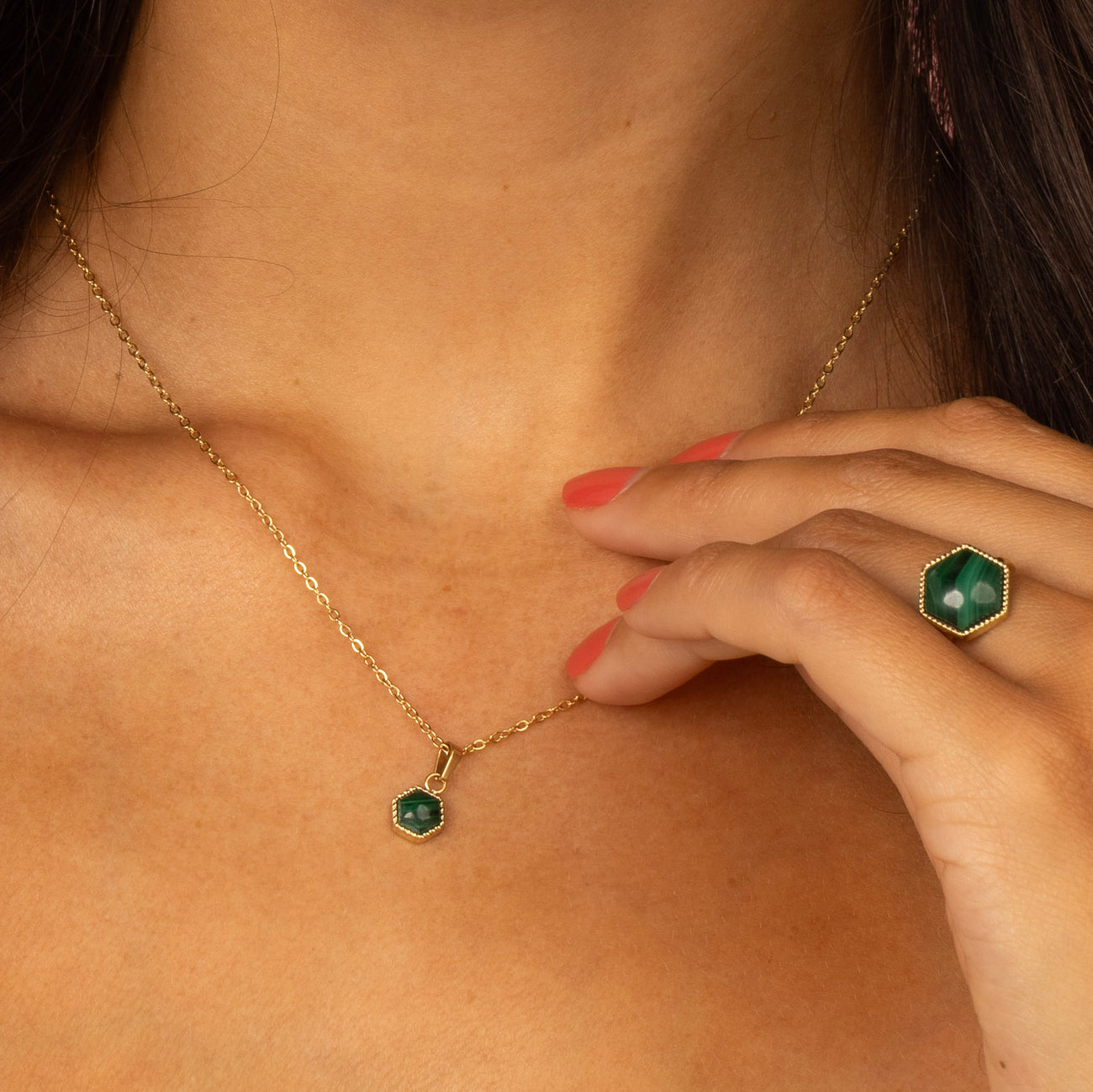 Set Gold mit Malachit-Edelstein – Ring und Kette