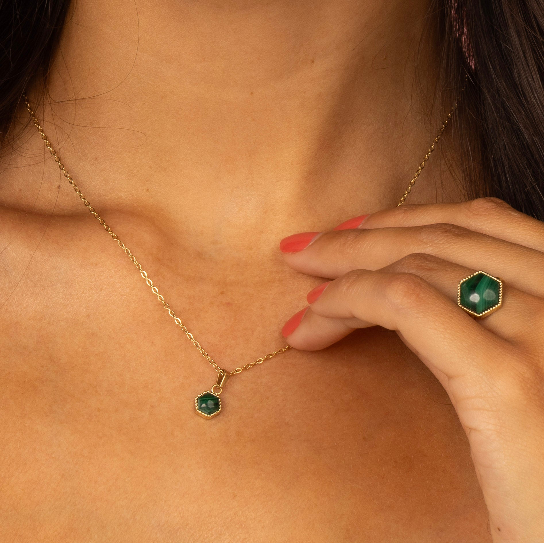 Set Gold mit Malachit-Edelstein – Ring und Kette
