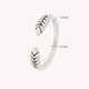 Open ring with leaf pattern - Does not discolor - 3.5 mm wide
