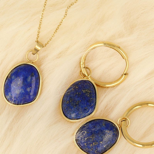 Gouden Oorringen met prachtige Lapis Lazuli 36mm