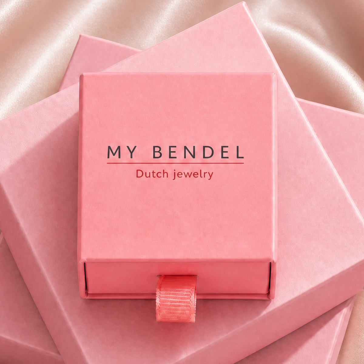 My Bendel - Luxe Ringbox