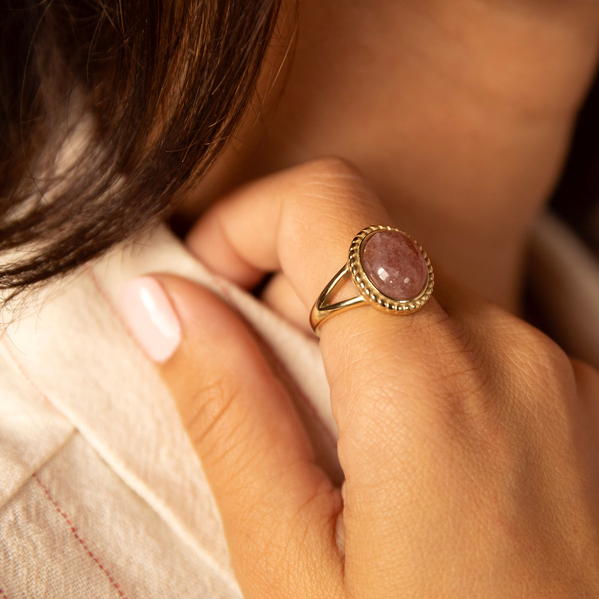 Gouden vintagering - Berry Quartz edelsteen - Innerlijke kracht