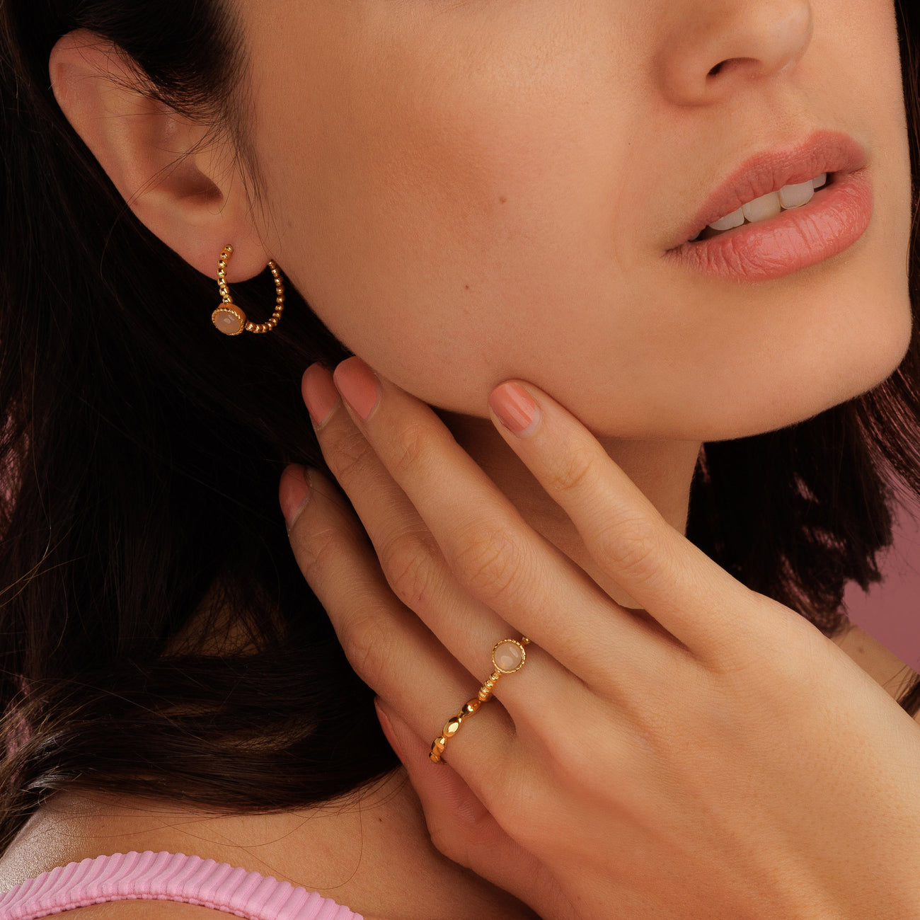 Rose Quartz Ring met Bolletjes - Goudkleurig & Roze