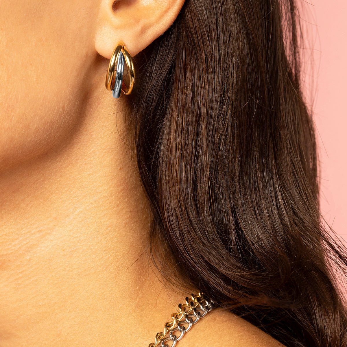 Oorbellen bicolor gedraaid – staal en goud - My Bendel