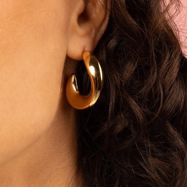 My Bendel gouden oorbellen stainless steel – elegante oorstekers