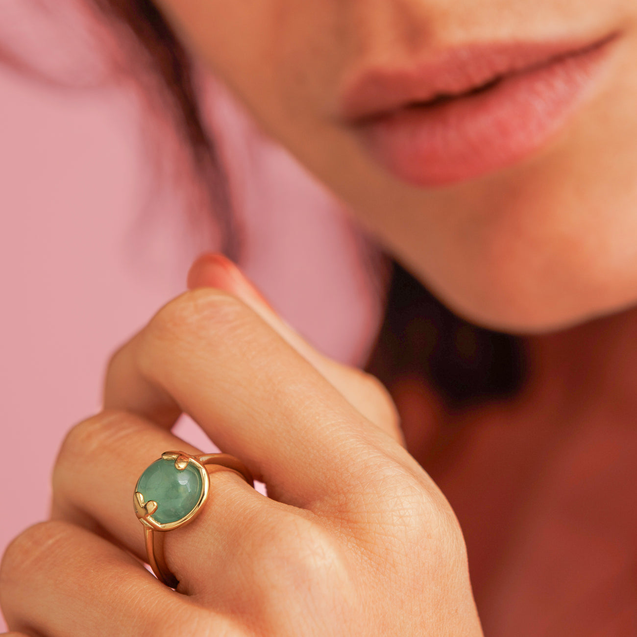 Round Ring with Heart Detail - Gold-Colored & Green Fluorite