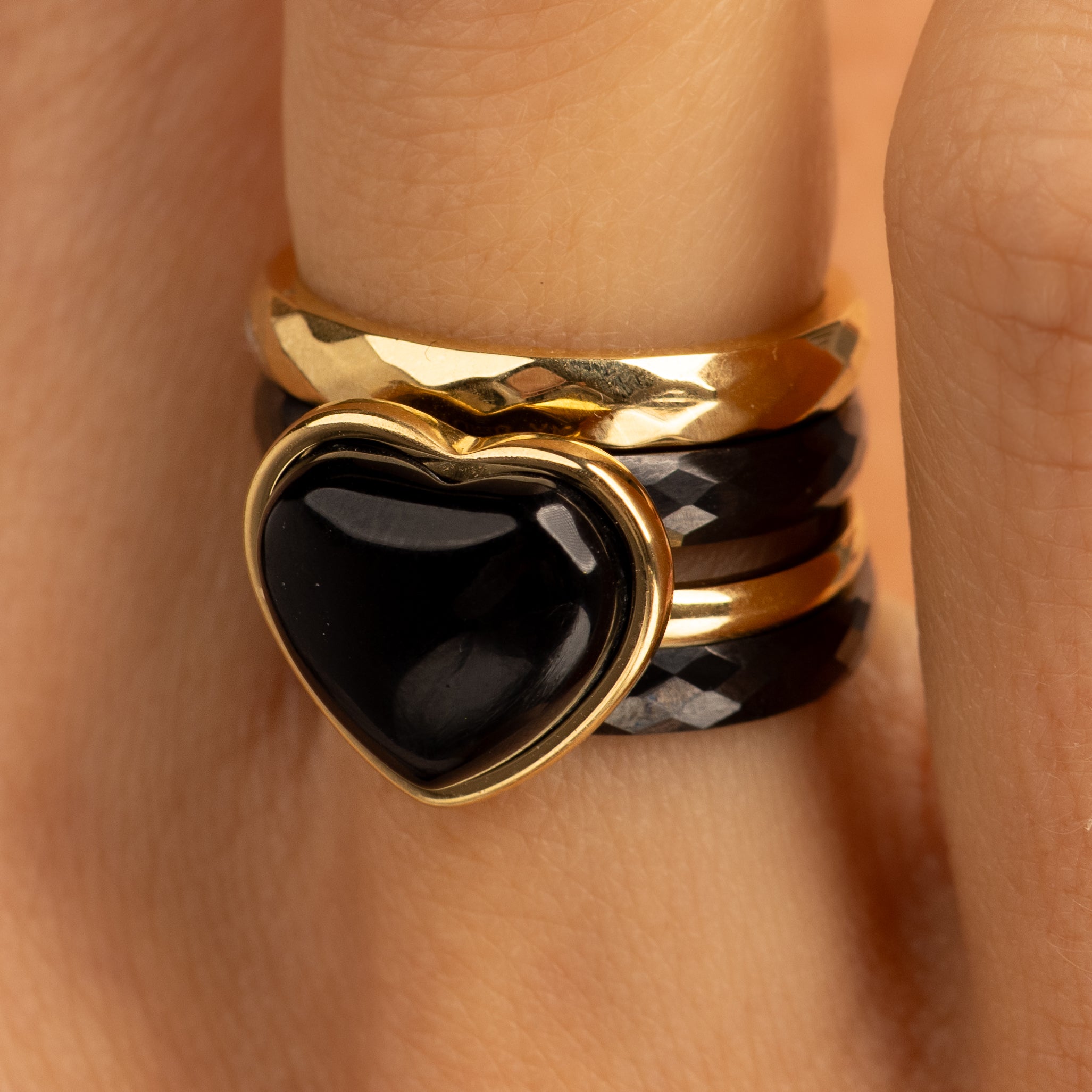 Heart Ring • Onyx