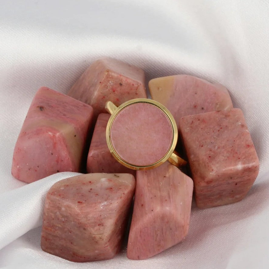 Rhodonit Goldring mit echtem Edelstein