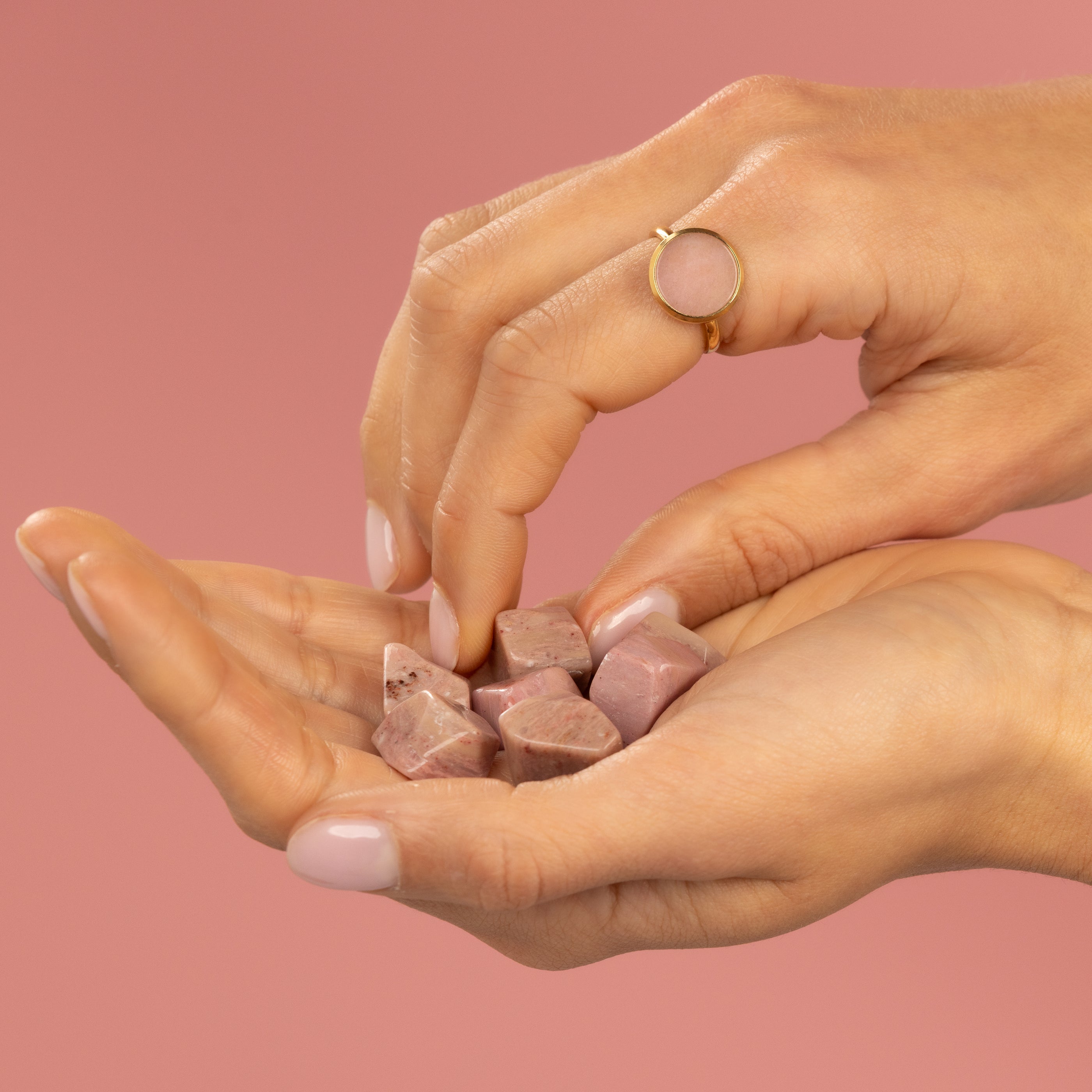 Rhodonit Goldring mit echtem Edelstein