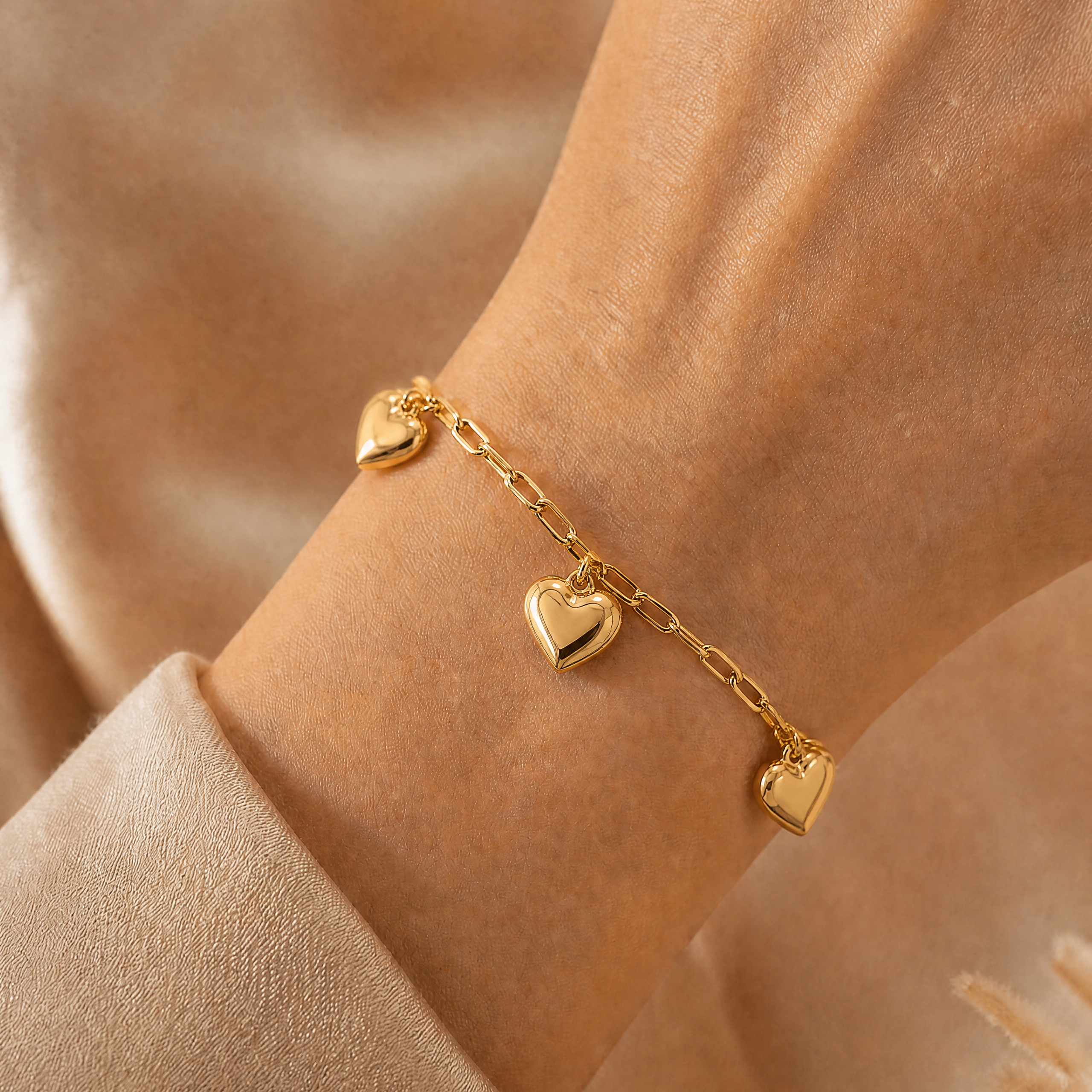 Gliederarmband mit Herzchen