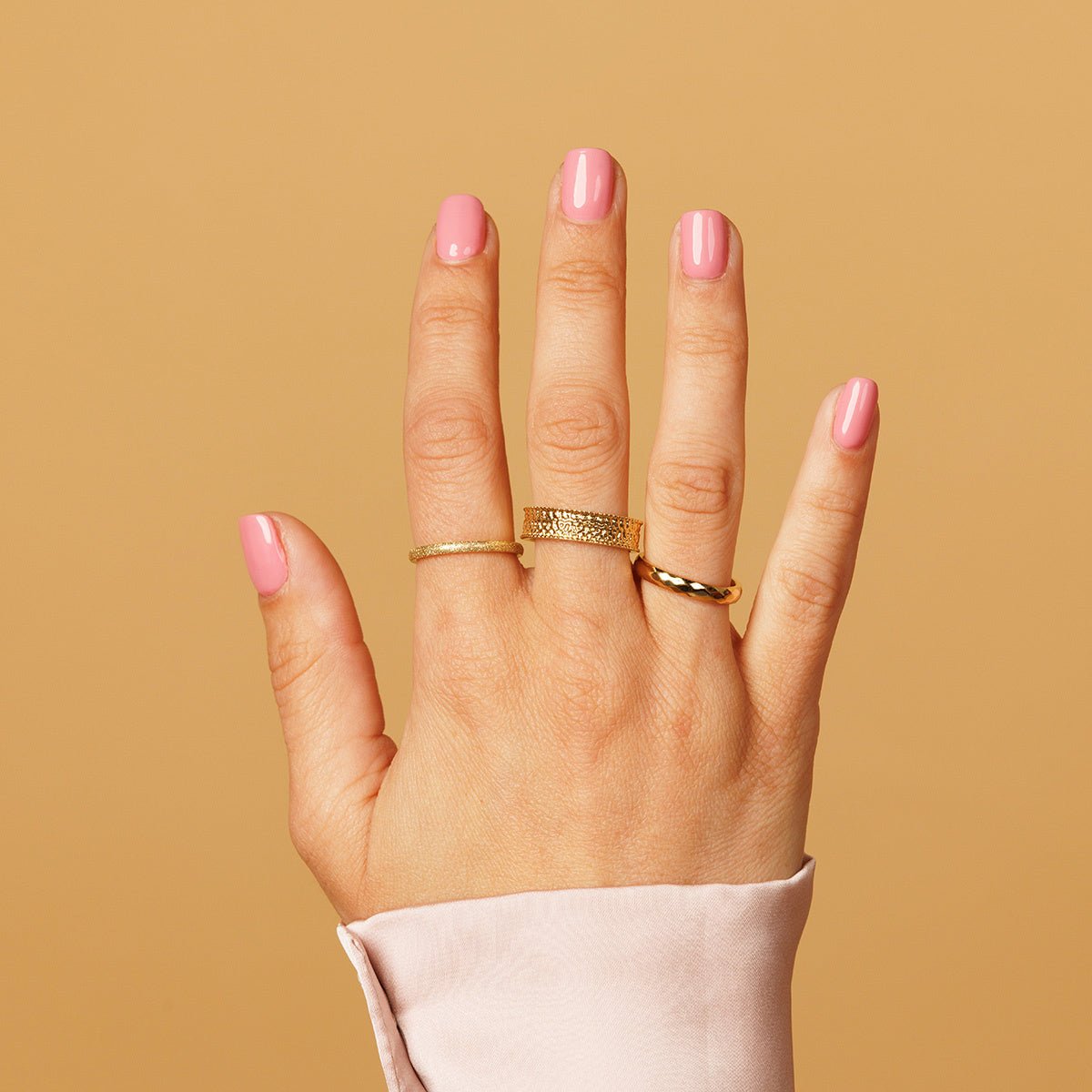 Brede gouden stardust aanschuifring - ideaal voor setjes - My Bendel