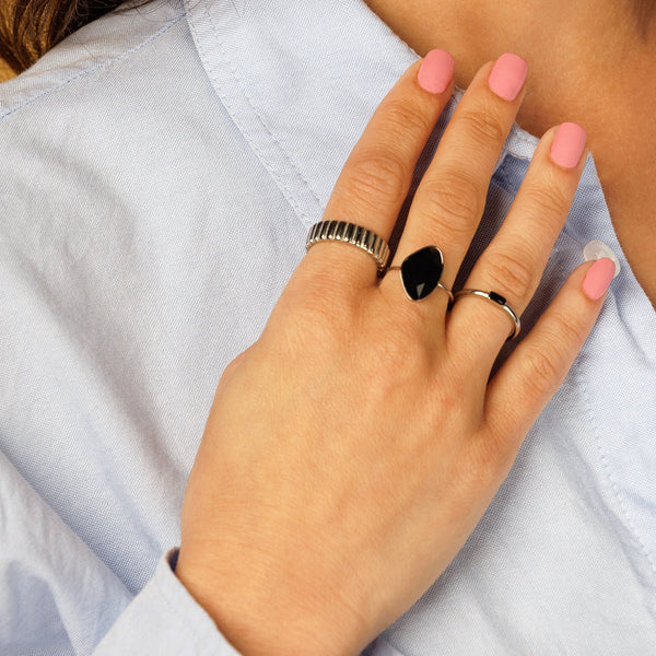 Creatieve zilveren ring - zwarte glassteen - minimalistisch - My Bendel