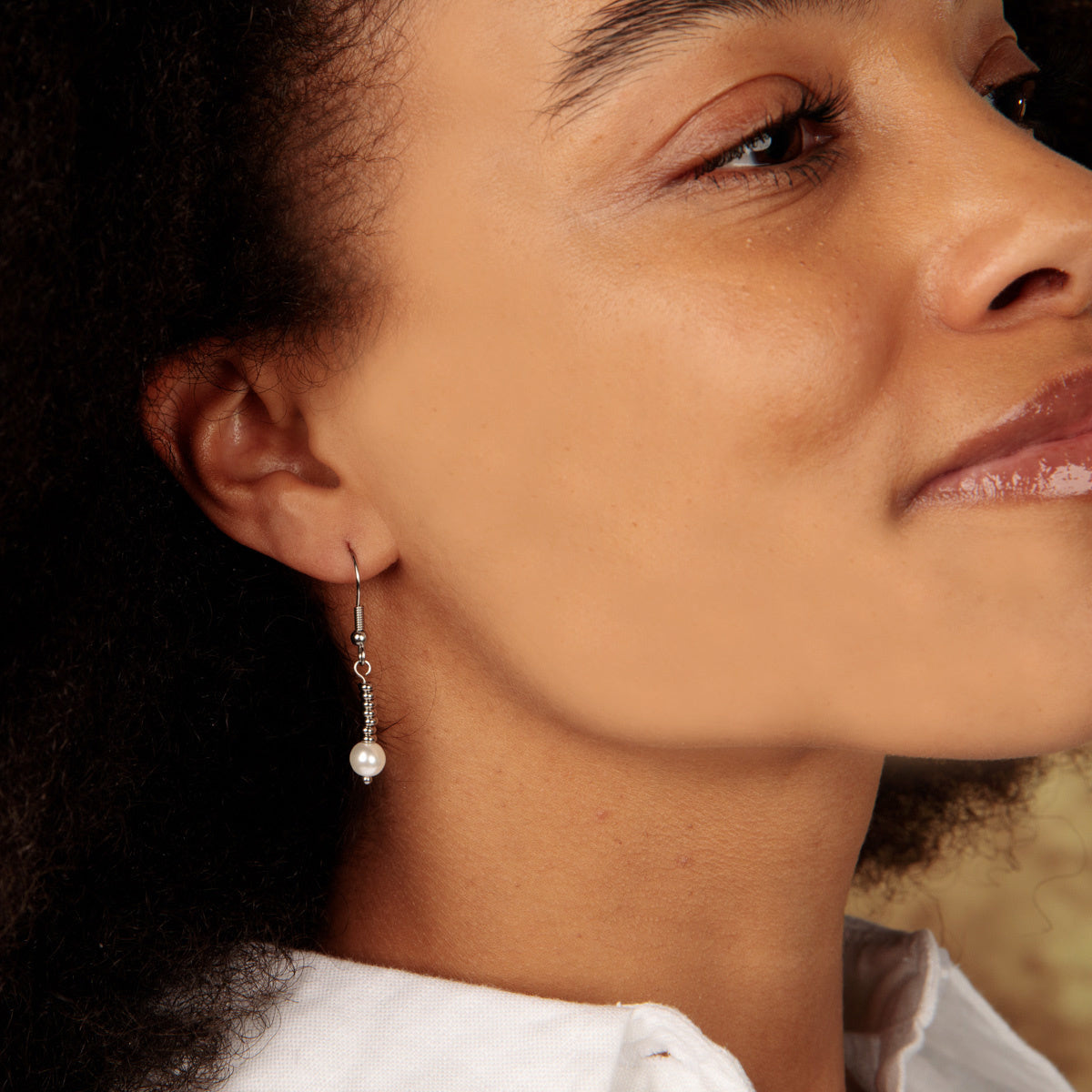 Elegant Silver Earrings with Freshwater Pearls