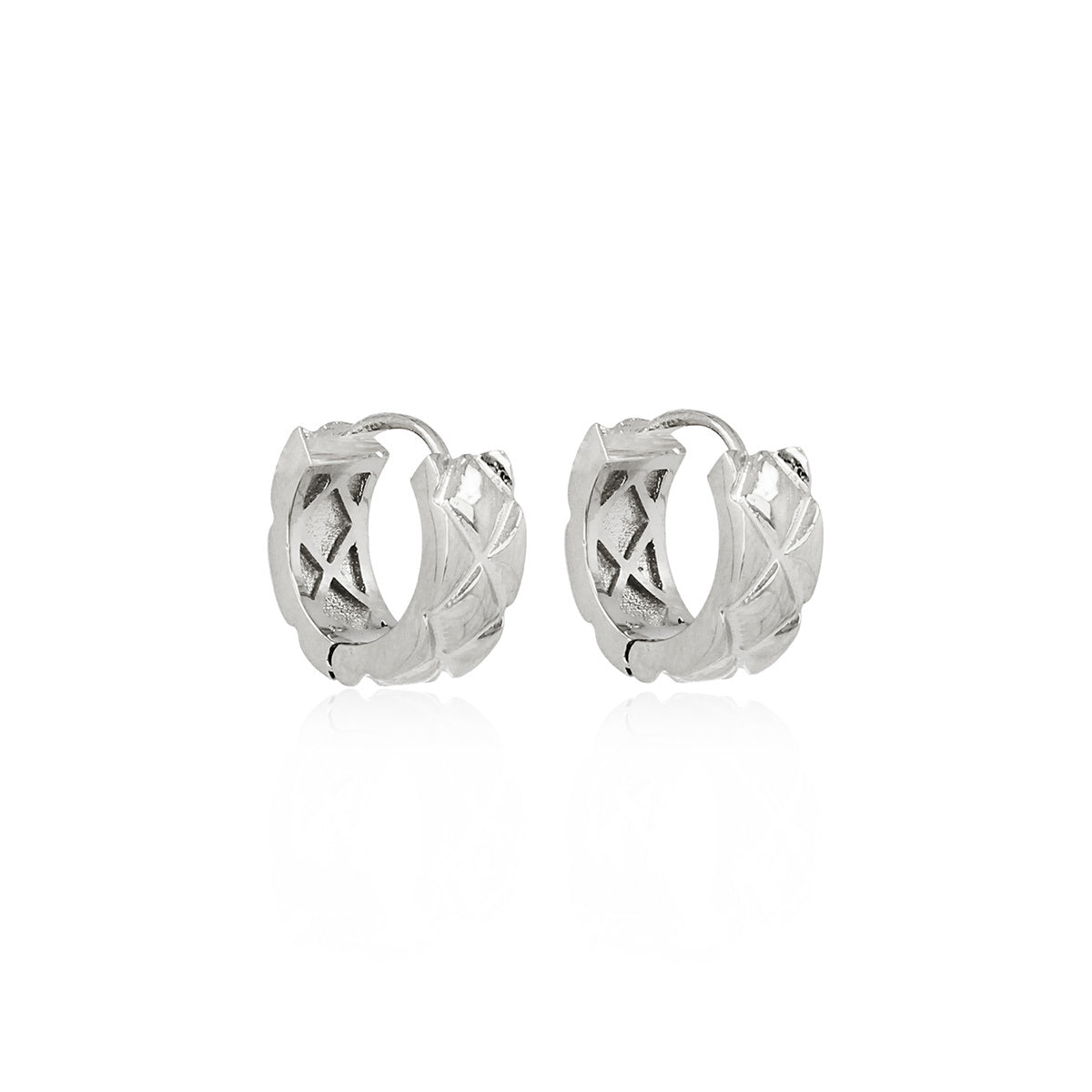 Unieke Zilveren Oorringen met Elegant Patroon