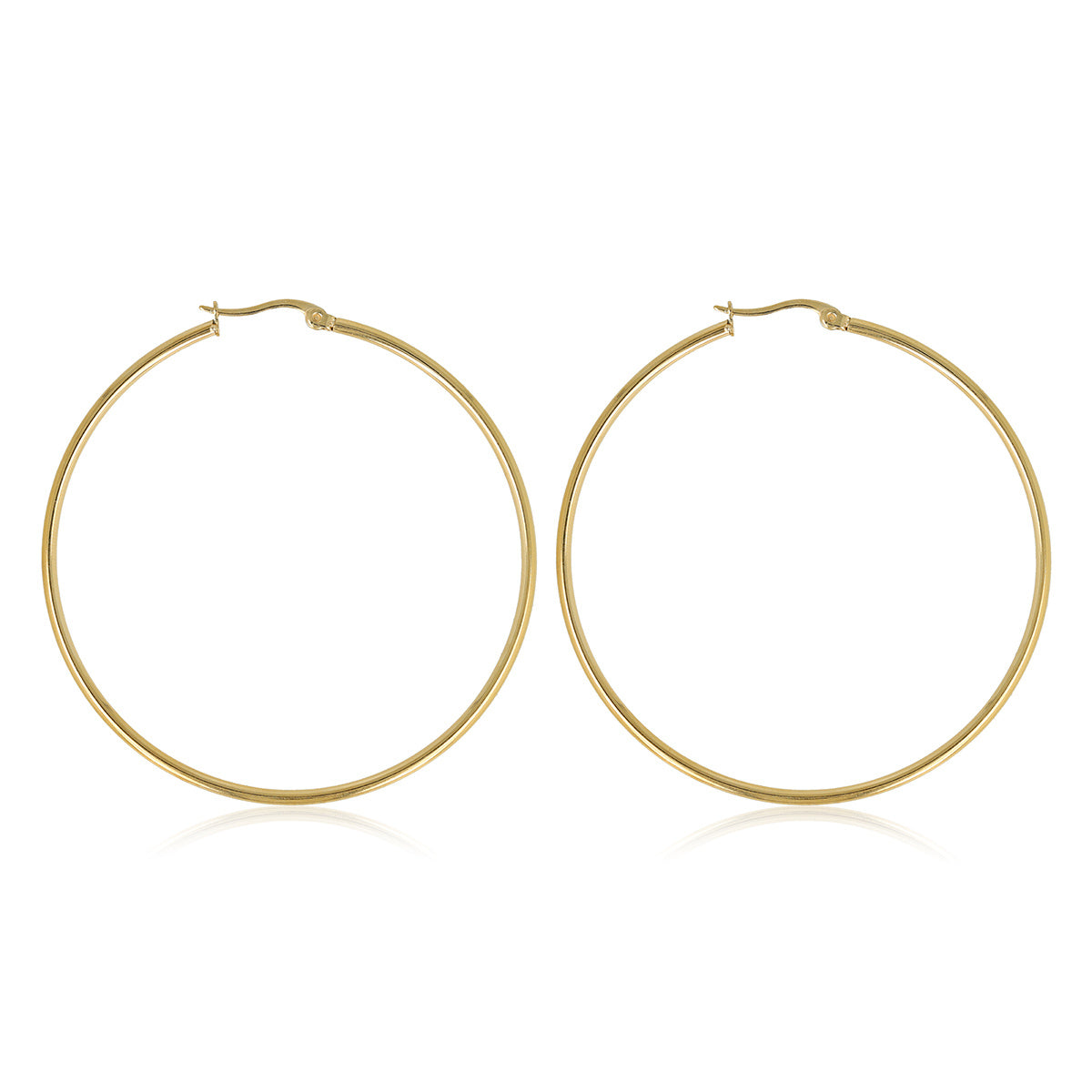Stralende Gouden Oorring 60mm: Tijdloze Elegantie