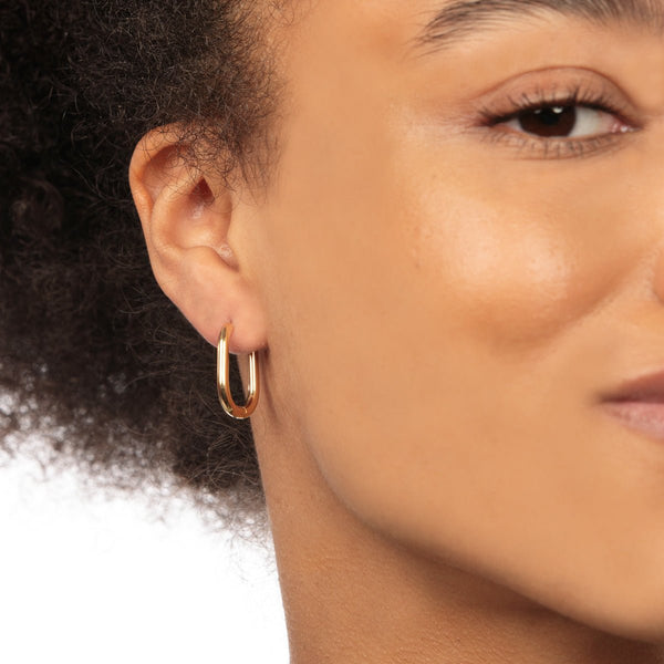 Elegante Gouden Oorring 18mm: Tijdloze Schoonheid - My Bendel