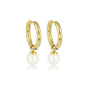 Elegante Gouden Oorringen met Witte Parel Charm - My Bendel