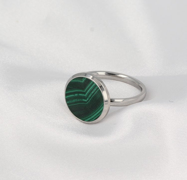 Zilveren ring met Malachite - unieke groene steen
