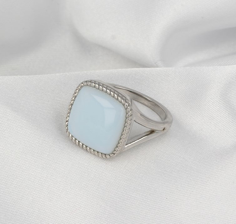 Signet ring silver - White Quartz gemstone - 15 mm stone