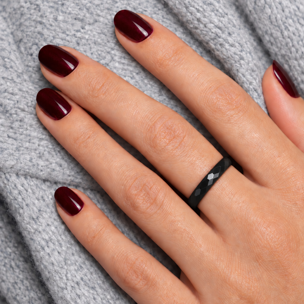 Ceramic Ring • Faceted Cut • 3 mm • Black