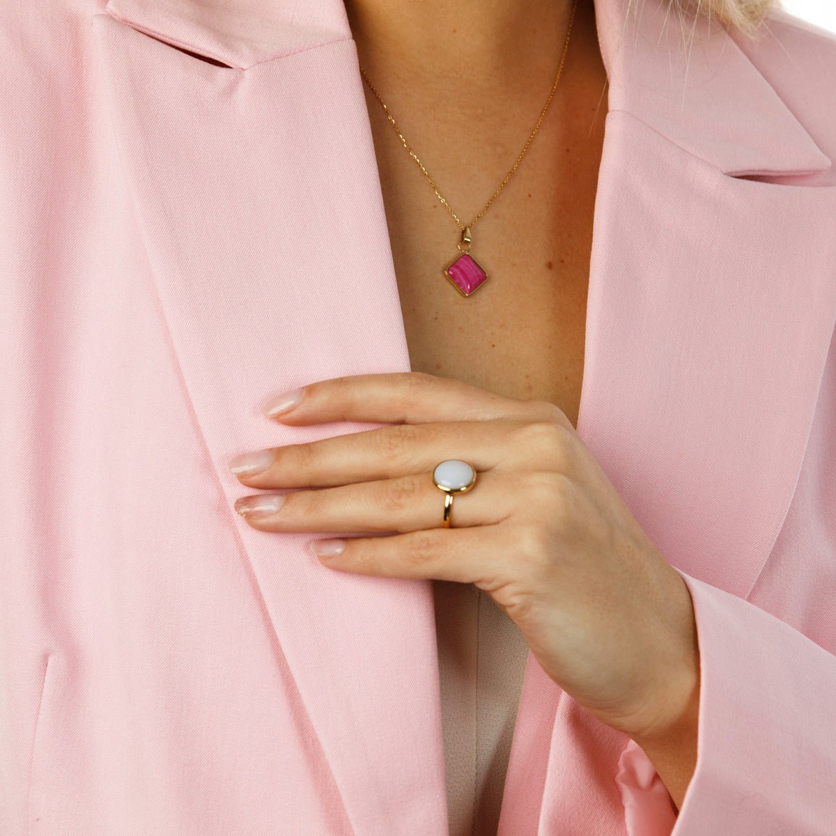 Gouden ring - white quartz edelsteen - hypoallergeen - My Bendel