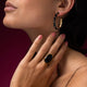 Gouden statement ring - Onyx edelsteen - Innerlijke kracht - My Bendel