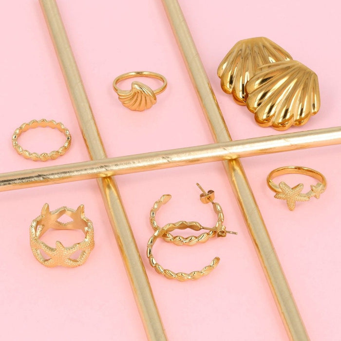 Wij genieten nog even van de zomer met deze heerlijke, zomerse sieraden ☀️⁠
⁠
⁠
#mybendel #jewelry #sieraden #zomersesieraden #goudensieraden