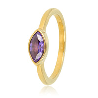 Gold ring - purple glass stone - vintage look