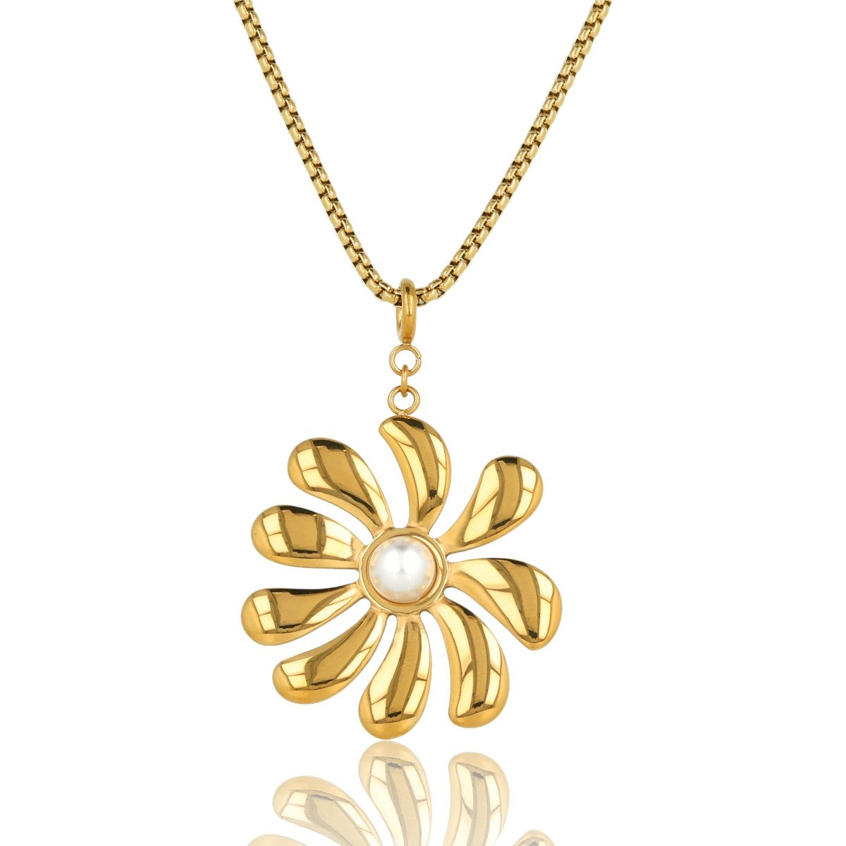 Goldene Kette mit Blumenanhänger und weißer Perle 47cm