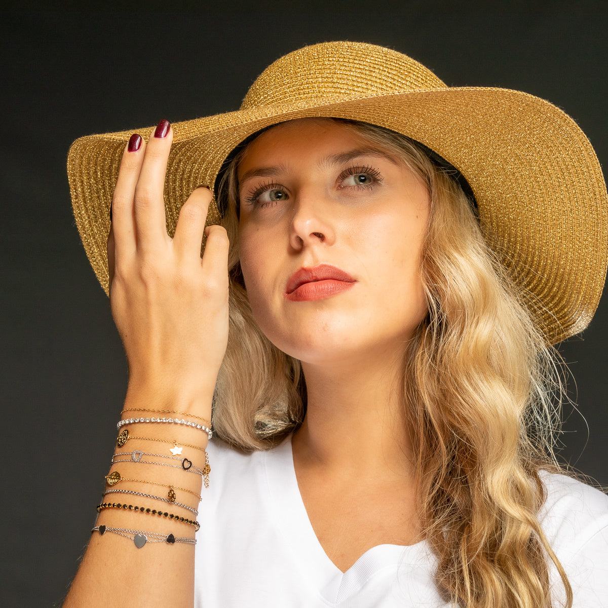 Silbernes Armband mit Kreisen - hypoallergenes Design