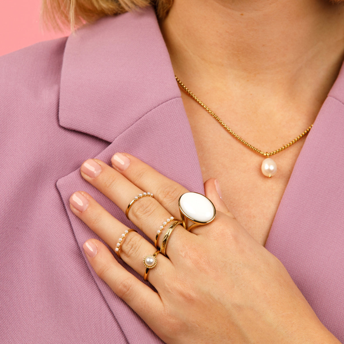 Gouden ring - witte parel - vintage rand