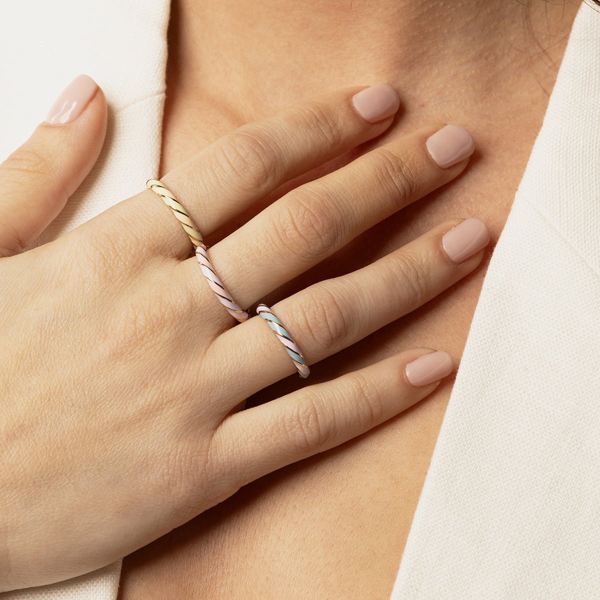 Gouden ring - blauw en lila epoxy - 3mm breed - trendy - My Bendel