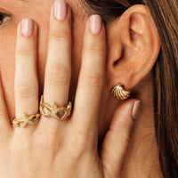Brede gouden ring - Speelse zeesterren - Zomerse charme - My Bendel