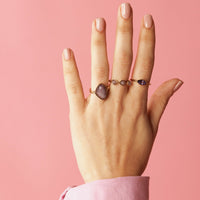 Gouden ring - paarse glassteen - vintage uitstraling - My Bendel