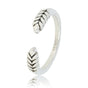 Open ring with leaf pattern - Does not discolor - 3.5 mm wide