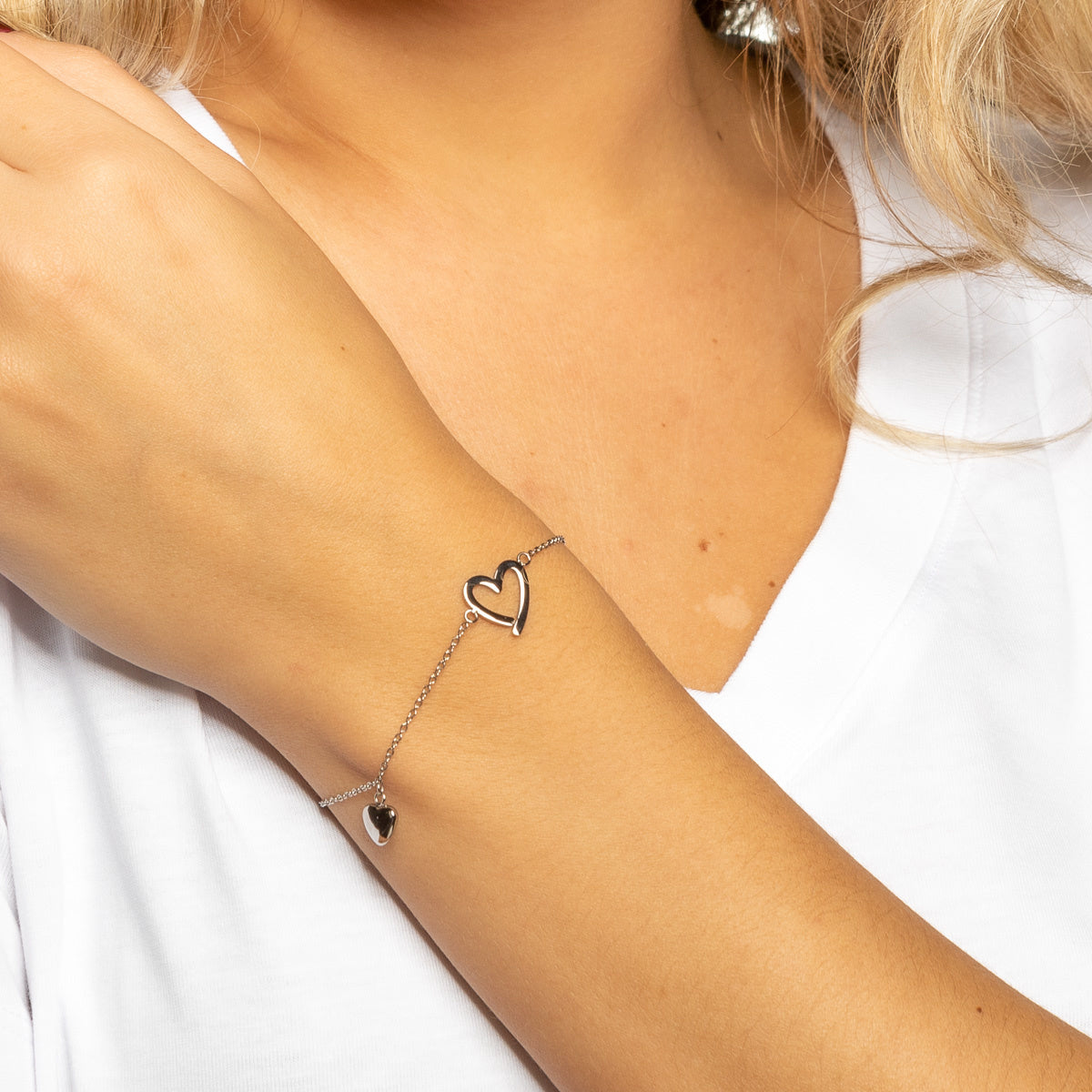 Silver Heart Bracelet - Adjustable and Hypoallergenic