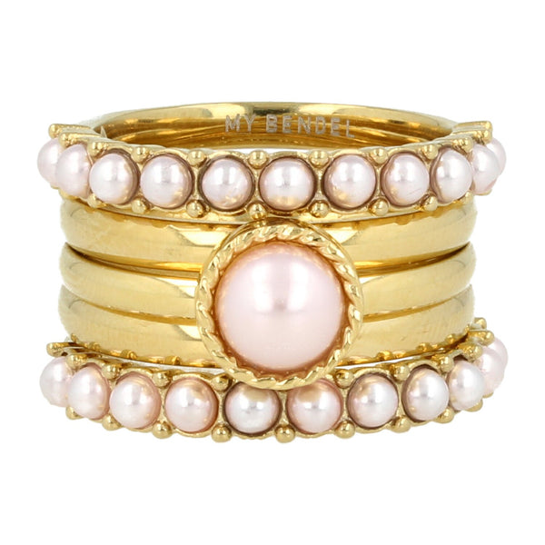 Gouden ringenset met roze parels: 5 ringen, tijdloze schoonheid en vrouwelijkheid. Inclusief 1 jaar garantie.