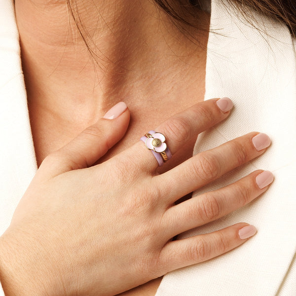 Lila keramieken ringen set: gouden ring met Epoxy bloem, 2 geslepen ringen. Stijlvol en uniek. 1 jaar garantie.